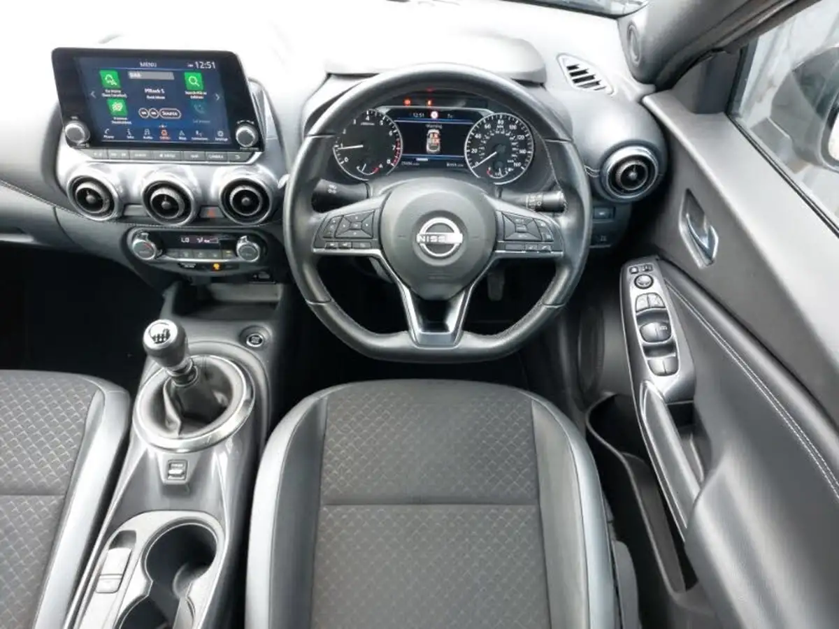 2023-nissan-juke-10-dig-t-n-connecta-big-6