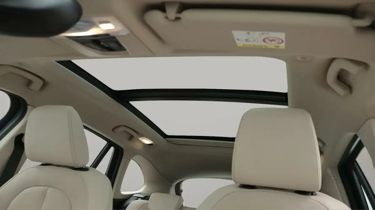 2021-bmw-x1-15-sdrive18i-xline-dct-big-21