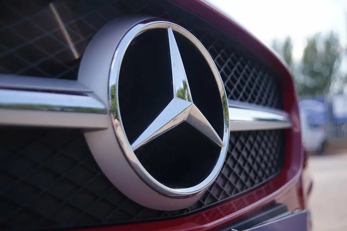 2012-mercedes-benz-slk-21td-slk250-amg-sport-204bhp-blueefficiency-ss-big-28
