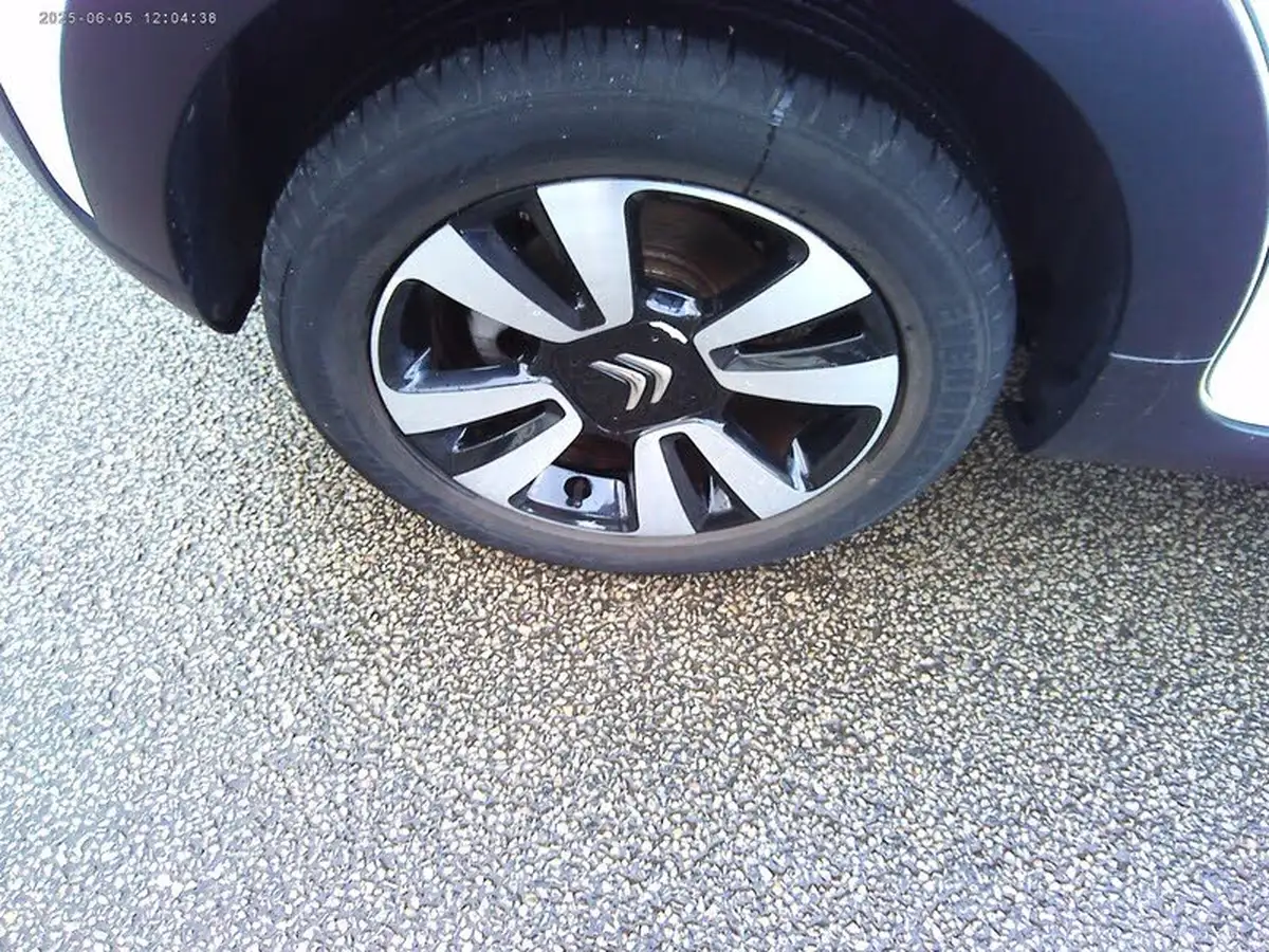 2017-citroen-c3-12-puretech-flair-110ps-ss-big-6