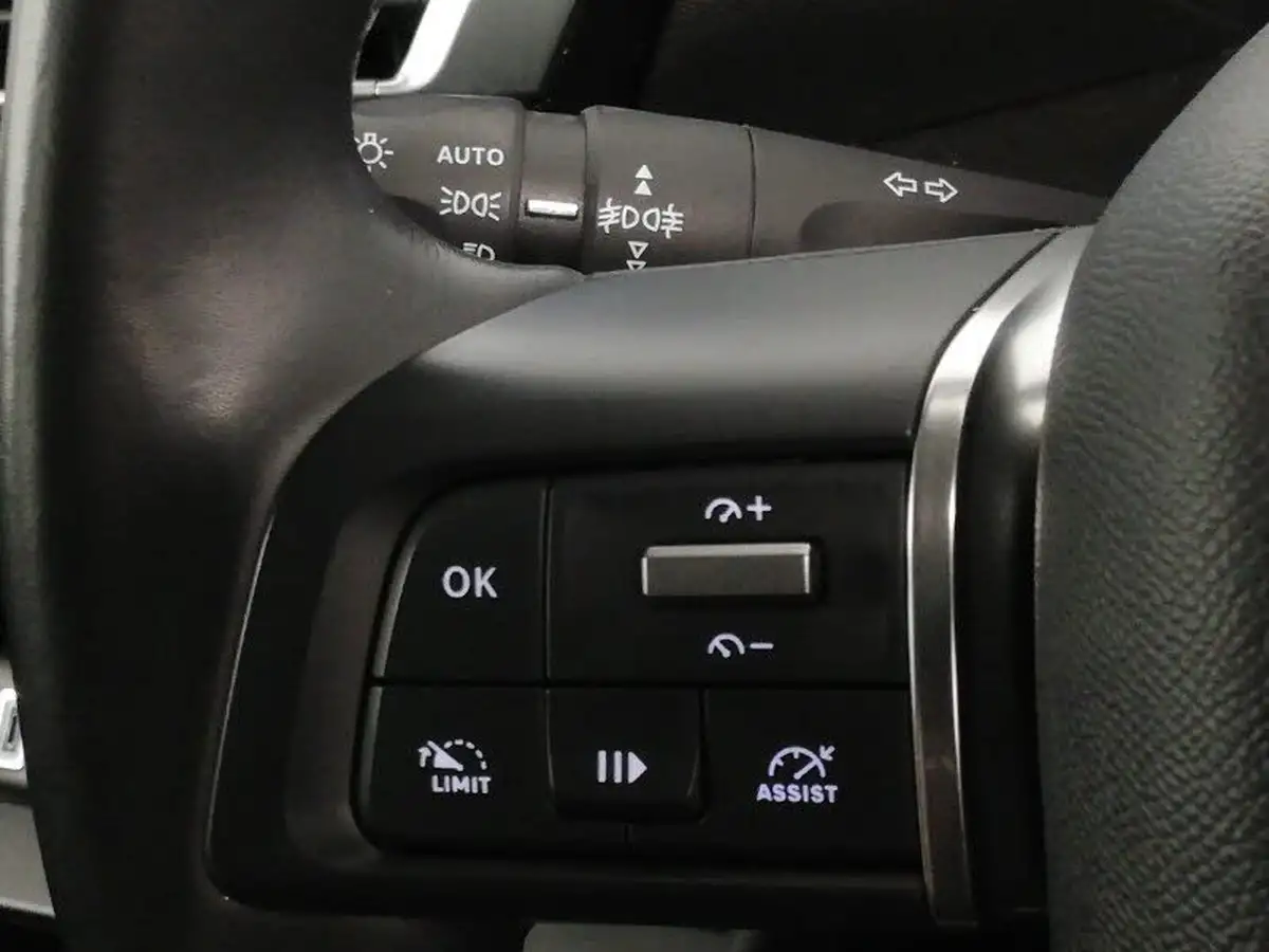 2022-citroen-c4-12-puretech-shine-130ps-big-18