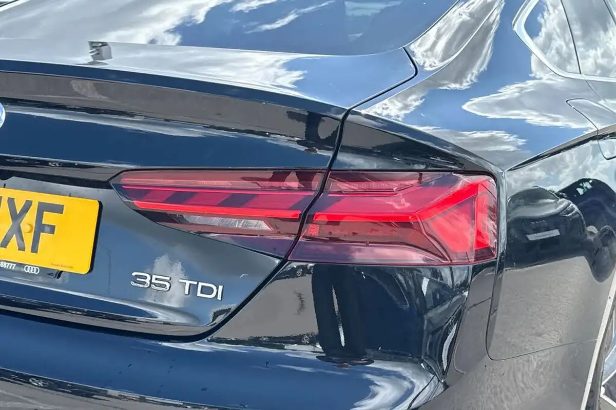 2021-audi-a5-20-35-tdi-s-line-sportback-5d-big-7