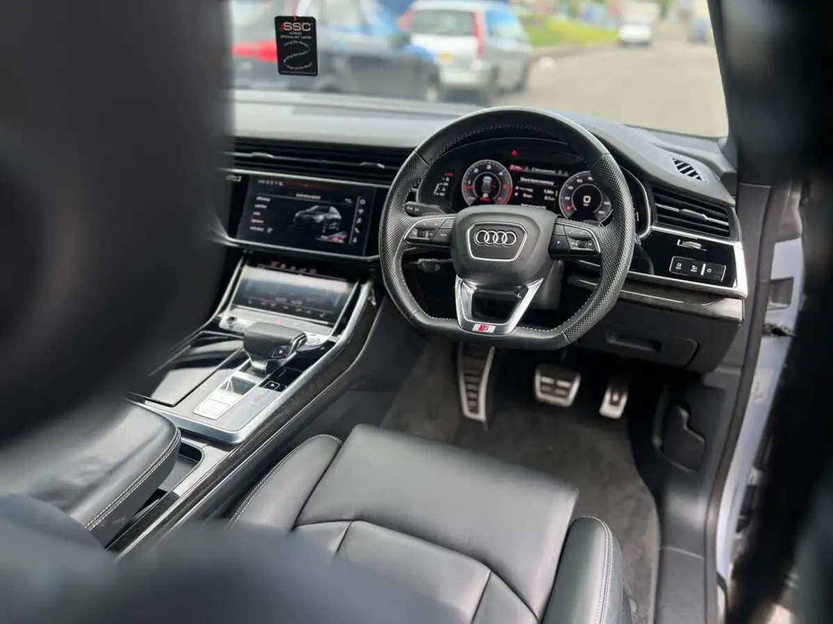 2019-audi-q8-30-50-tdi-s-line-ss-big-10