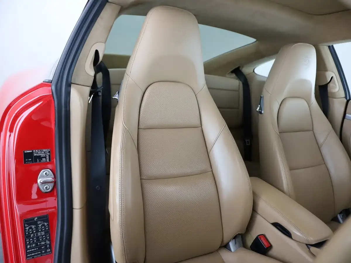 2016-porsche-911-30-carrera-s-coupe-pdk-big-9