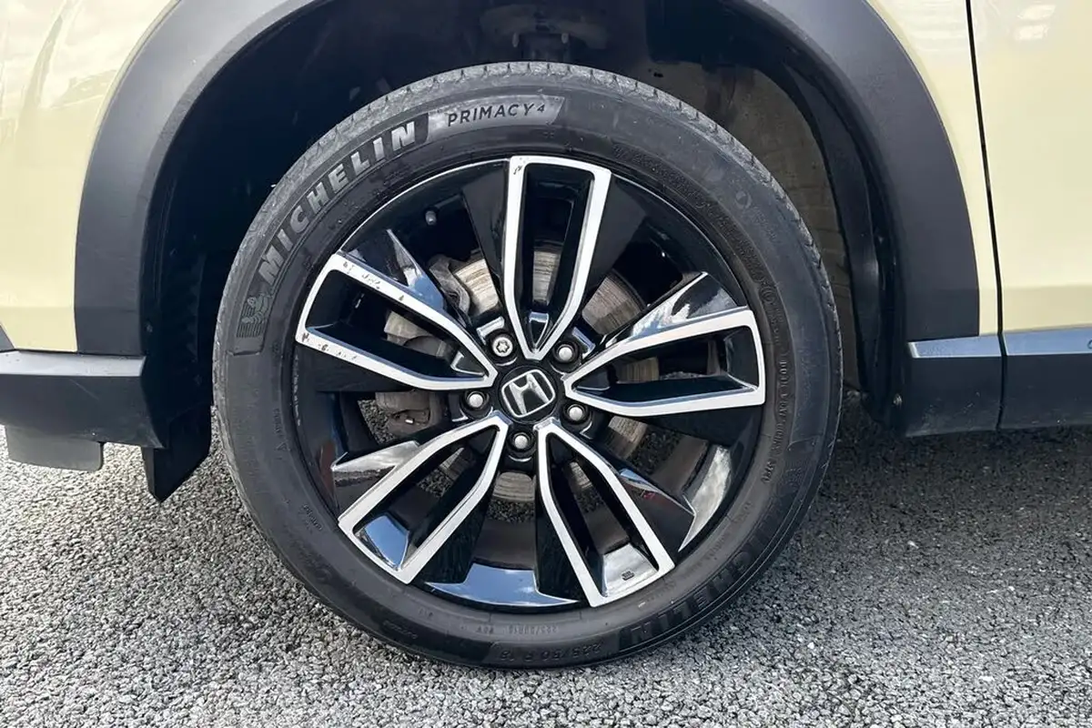 2022-honda-hr-v-15-i-mmd-elegance-big-14