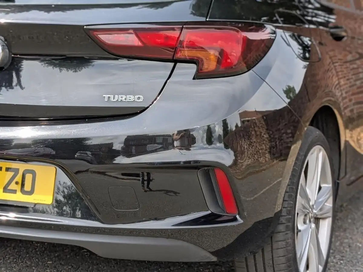 2017-vauxhall-astra-14i-16v-turbo-sri-vx-line-nav-big-20