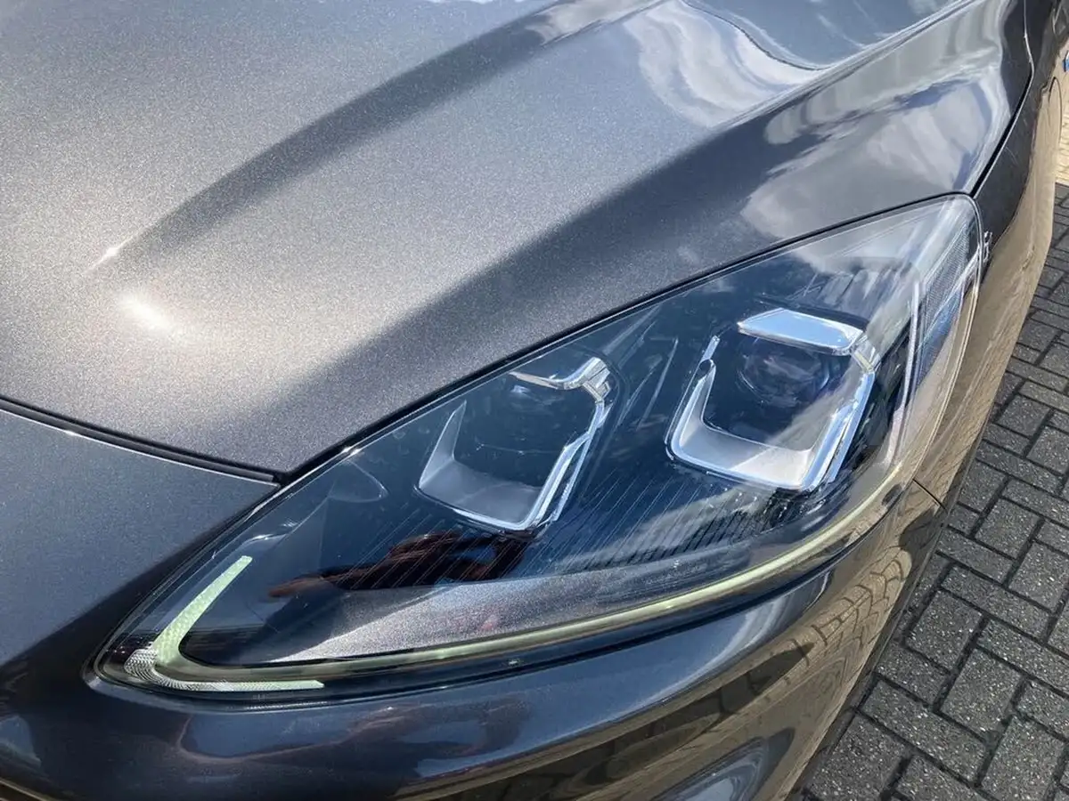 2022-ford-kuga-big-30