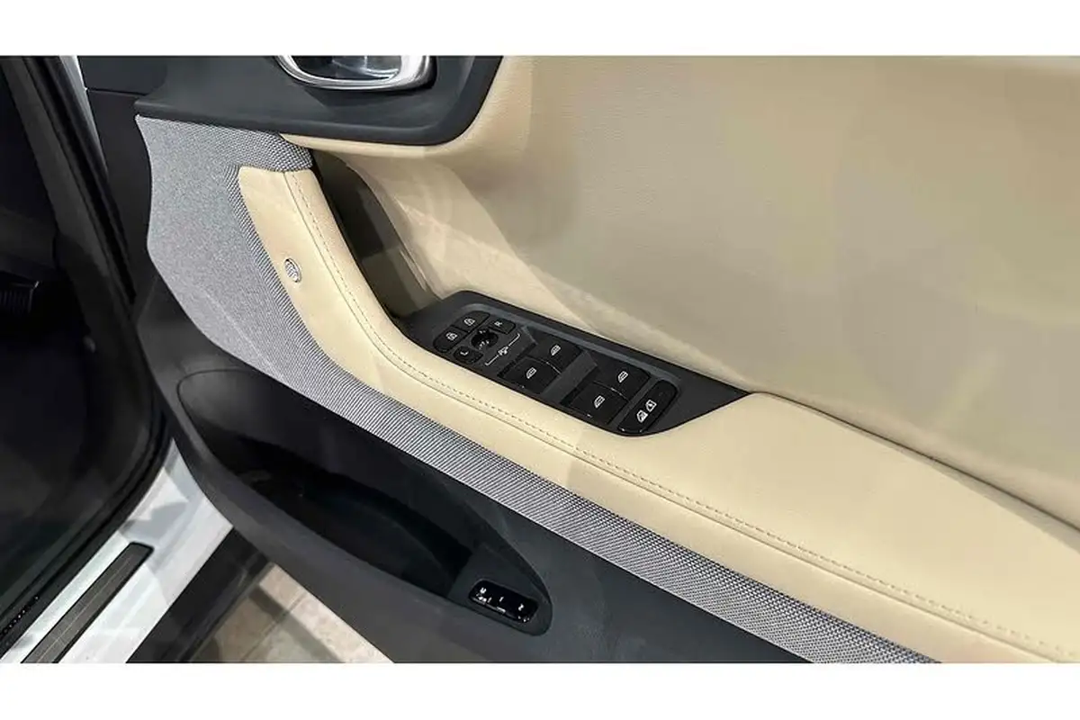 2021-polestar-polestar-2-e-ps2-300kw-longe-dual-plus-pilot-big-40
