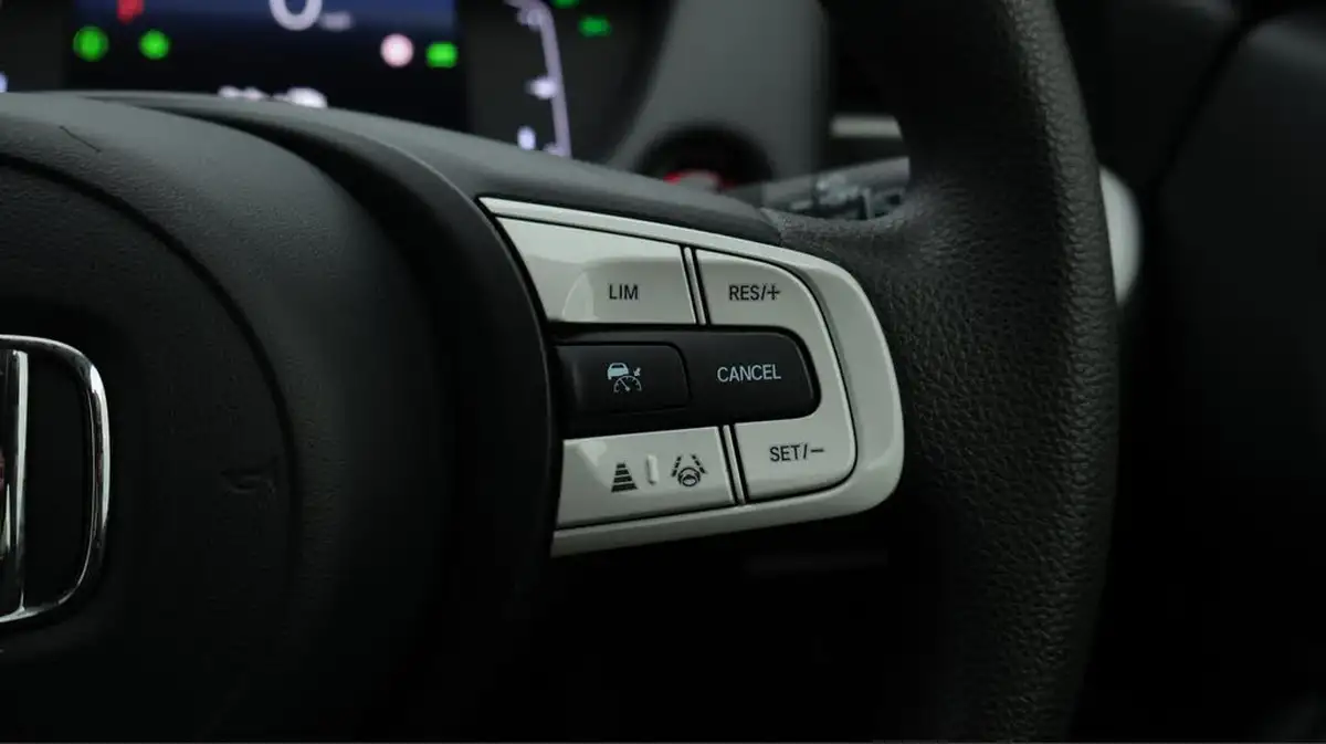 2022-honda-jazz-15-i-mmd-sr-109ps-big-24