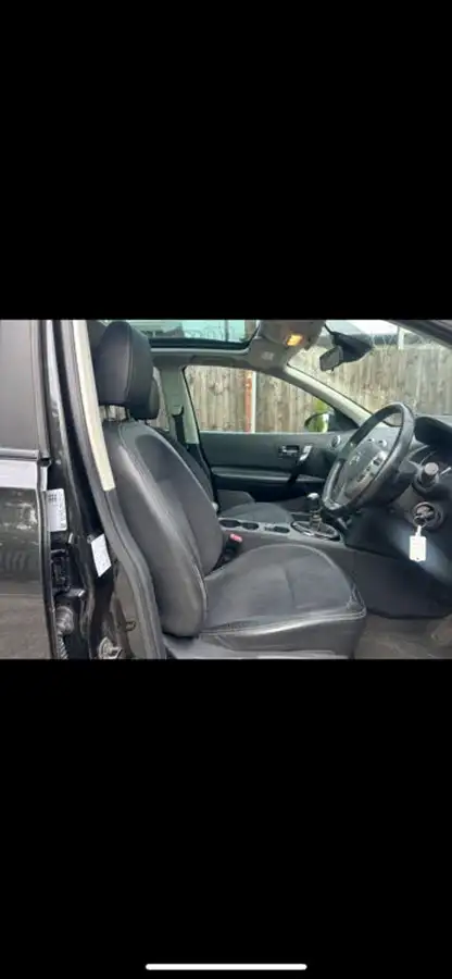 2013-nissan-qashqai-15td-360-big-13