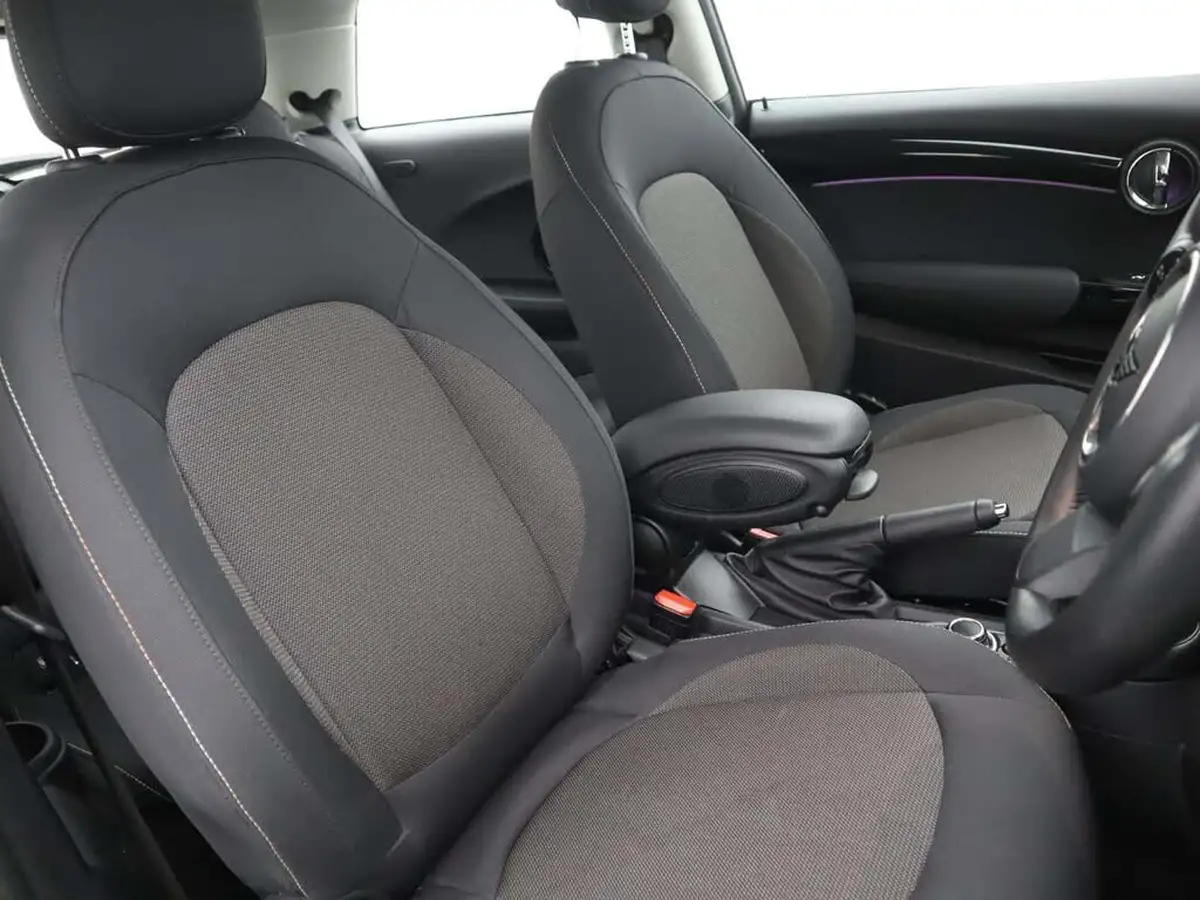 2022-mini-cooper-15-cooper-classic-premium-hatchback-3d-auto-big-10