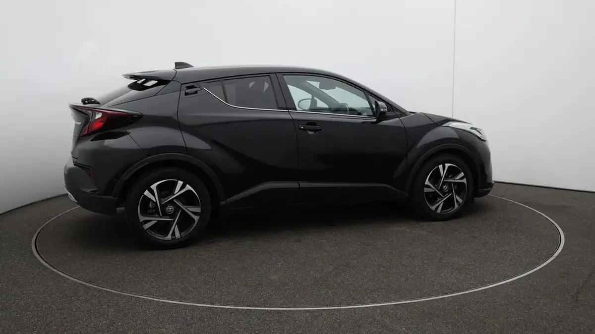 2022-toyota-c-hr-20-vvt-i-design-big-51