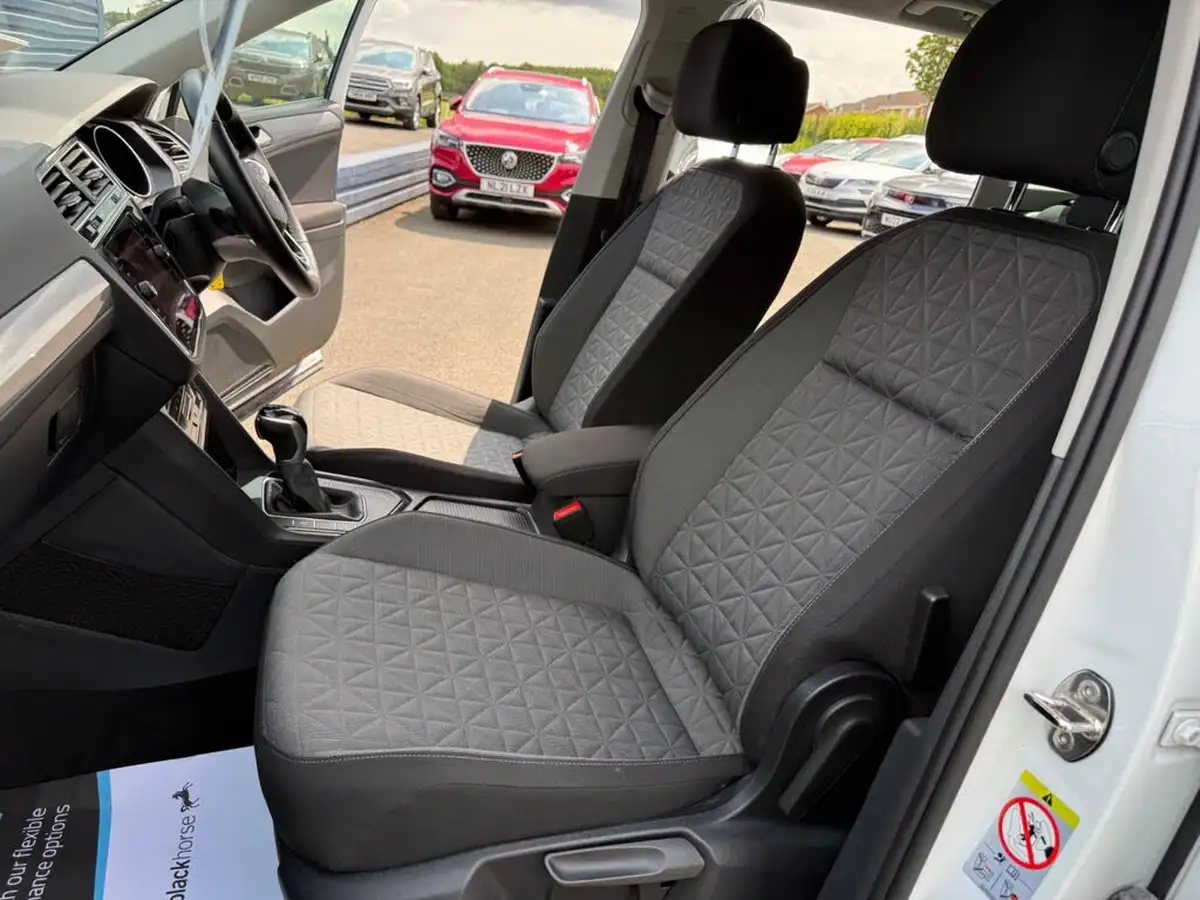 2021-volkswagen-tiguan-15-tsi-life-150ps-dsg-big-39