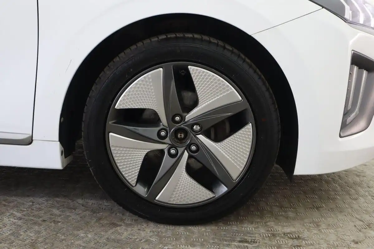 2021-hyundai-ioniq-16-gdi-premium-se-hybrid-big-29