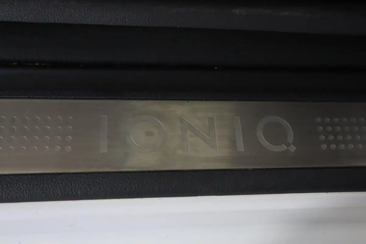 2021-hyundai-ioniq-16-gdi-premium-se-hybrid-big-53