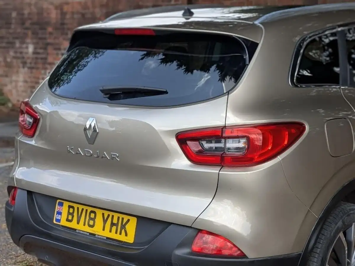 2018-renault-kadjar-12-tce-signature-nav-1197cc-edc-auto-big-25