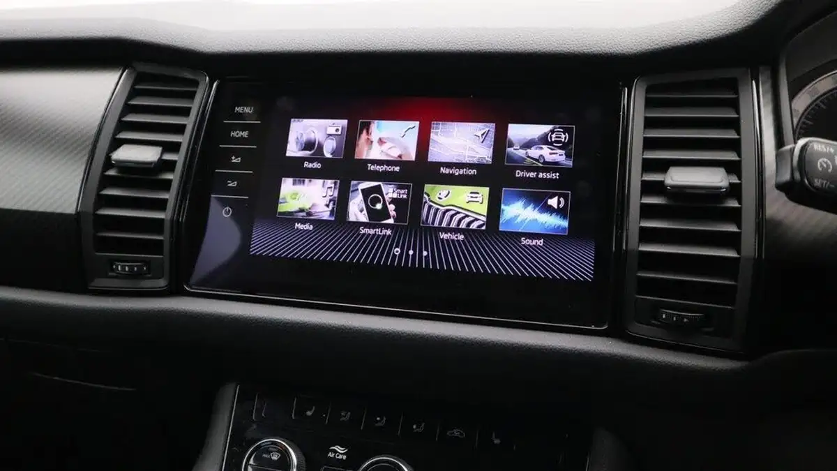 2021-skoda-kodiaq-20tdi-sportline-150ps-dsg-big-8