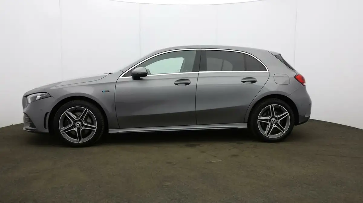 2021-mercedes-benz-a-class-13-a250e-amg-line-executive-hatchback-5d-big-69