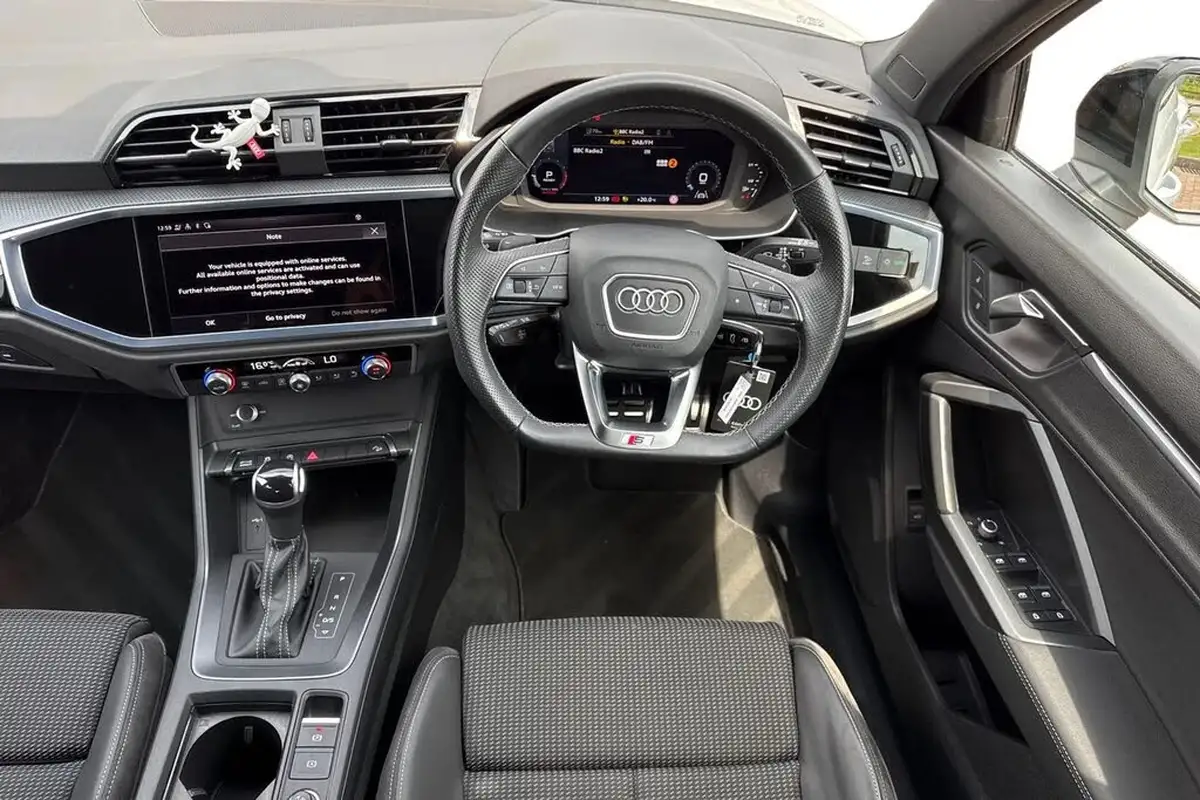 2022-audi-q3-15-35-tfsi-black-edition-codcomfort-sound-pack-station-wagon-big-17