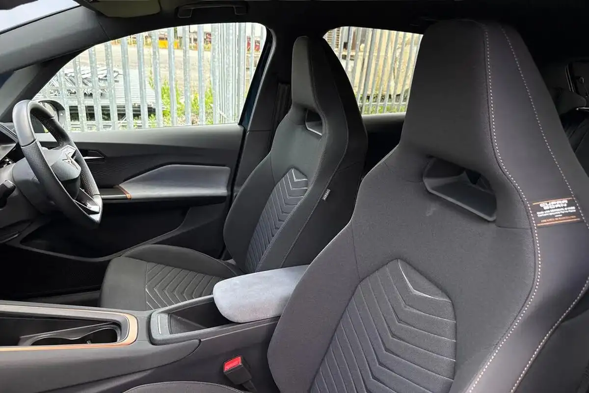 2024-cupra-born-e-v2-230ps-58kwh-e-boost-big-14