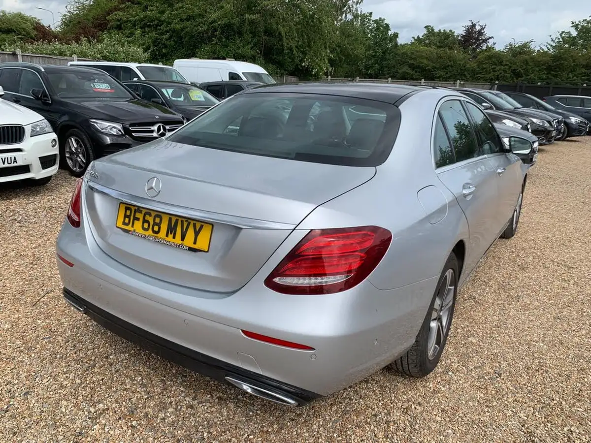 2018-mercedes-benz-e-class-20d-e220d-se-premium-plusss-saloon-4d-big-5