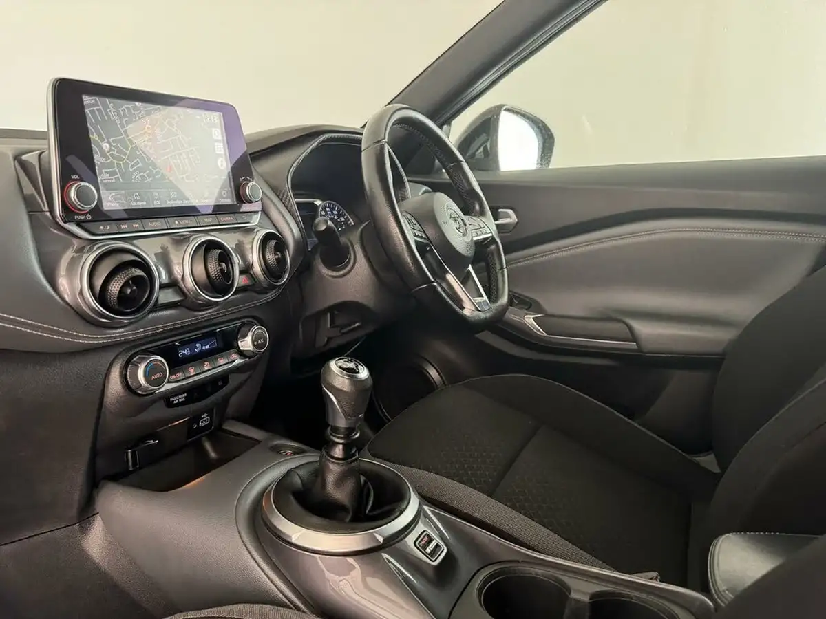 2022-nissan-juke-10-dig-t-n-connecta-big-6