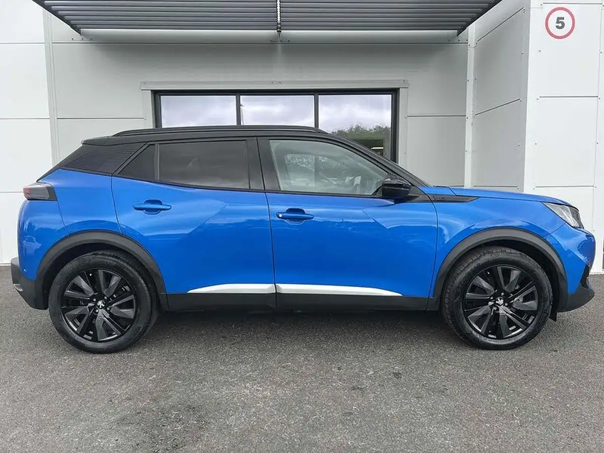 2021-peugeot-2008-suv-e-gt-premium-big-5