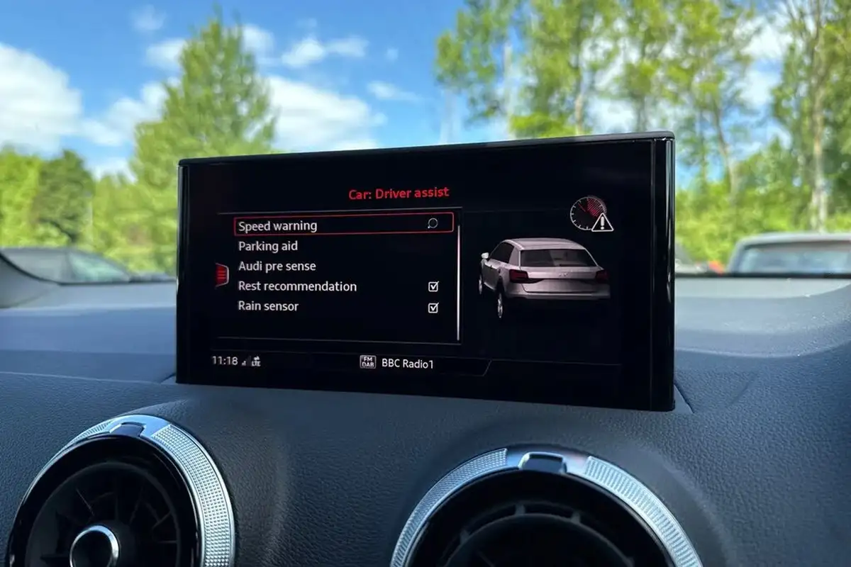 2024-audi-q2-15-35-tfsi-s-line-tronic-big-55