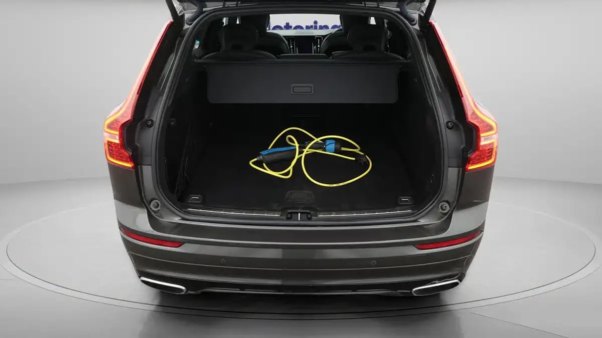 2020-volvo-xc60-20-t8-r-design-pro-big-17
