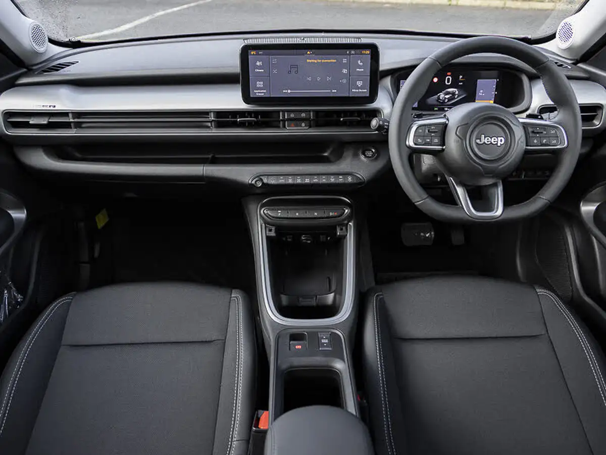 2025-jeep-avenger-12-gse-summit-e-hybrid-48v-auto-big-2