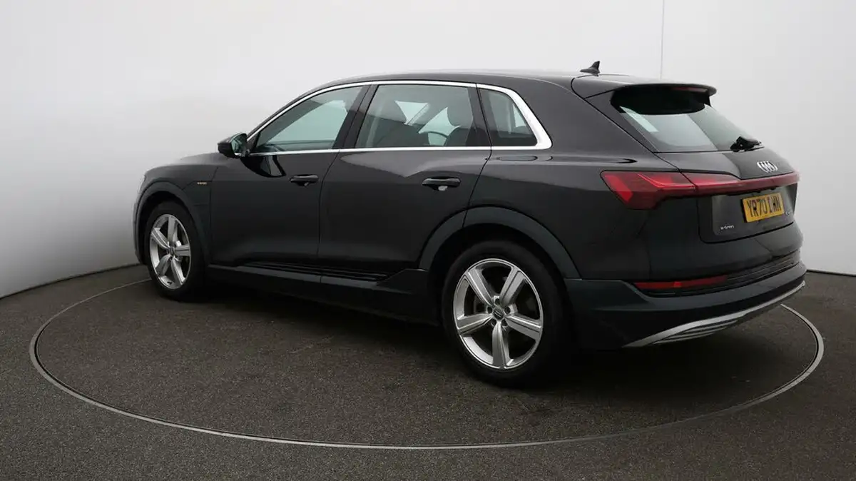 2020-audi-e-tron-50e-technik-big-65