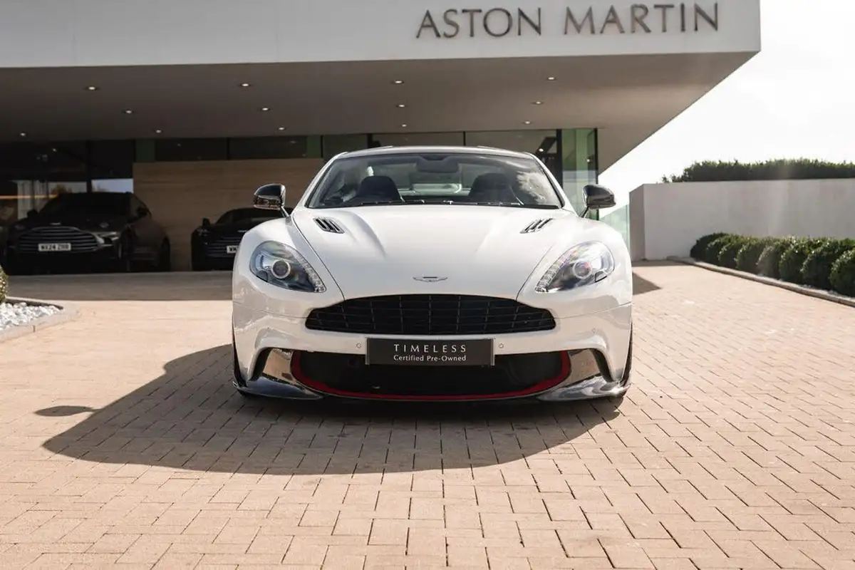 2017-aston-martin-vanquish-59-zagato-big-6