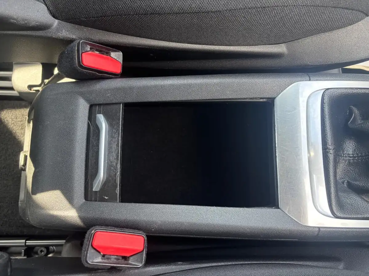 2016-citroen-c4-picasso-16bluehdi-vtr-120ps-big-57