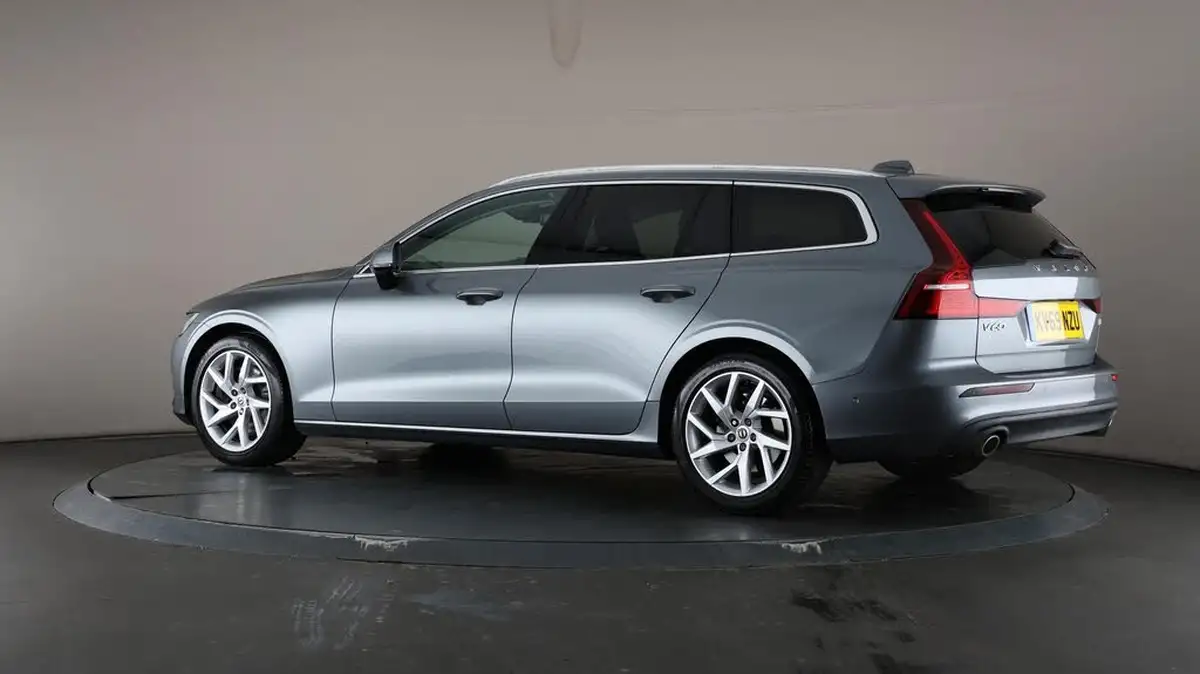 2019-volvo-v60-20-t5-momentum-plus-big-75