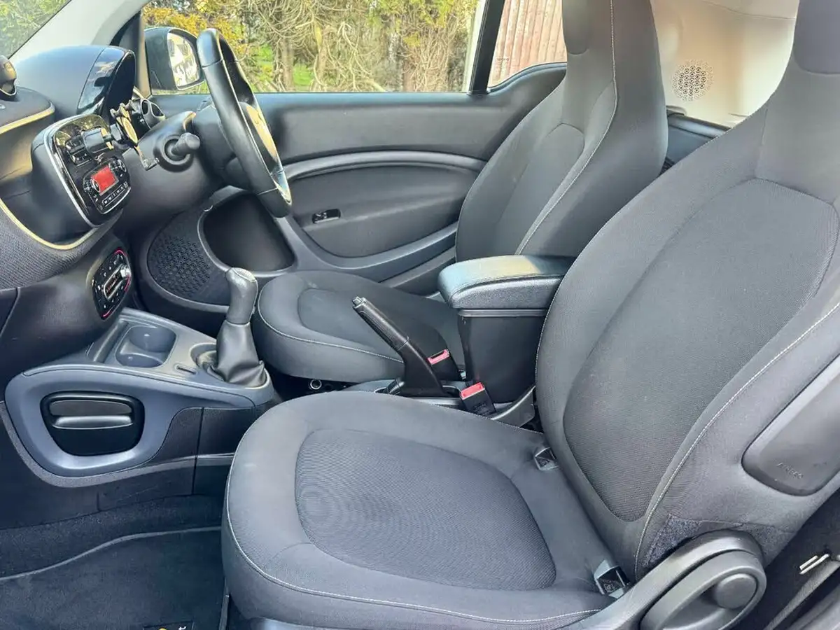 2018-smart-fortwo-10-passion-70bhp-ss-coupe-big-12