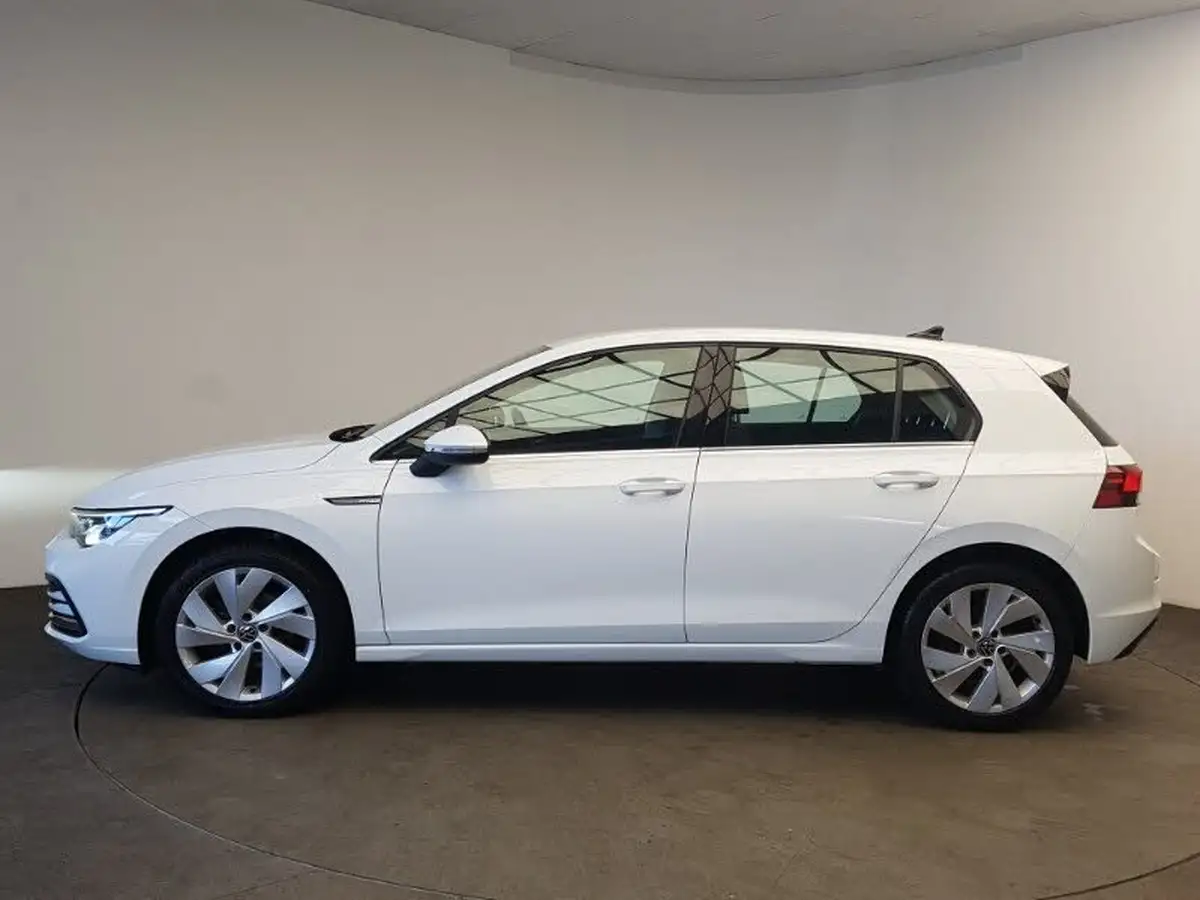 2020-volkswagen-golf-15-tsi-style-150ps-hatchback-big-3