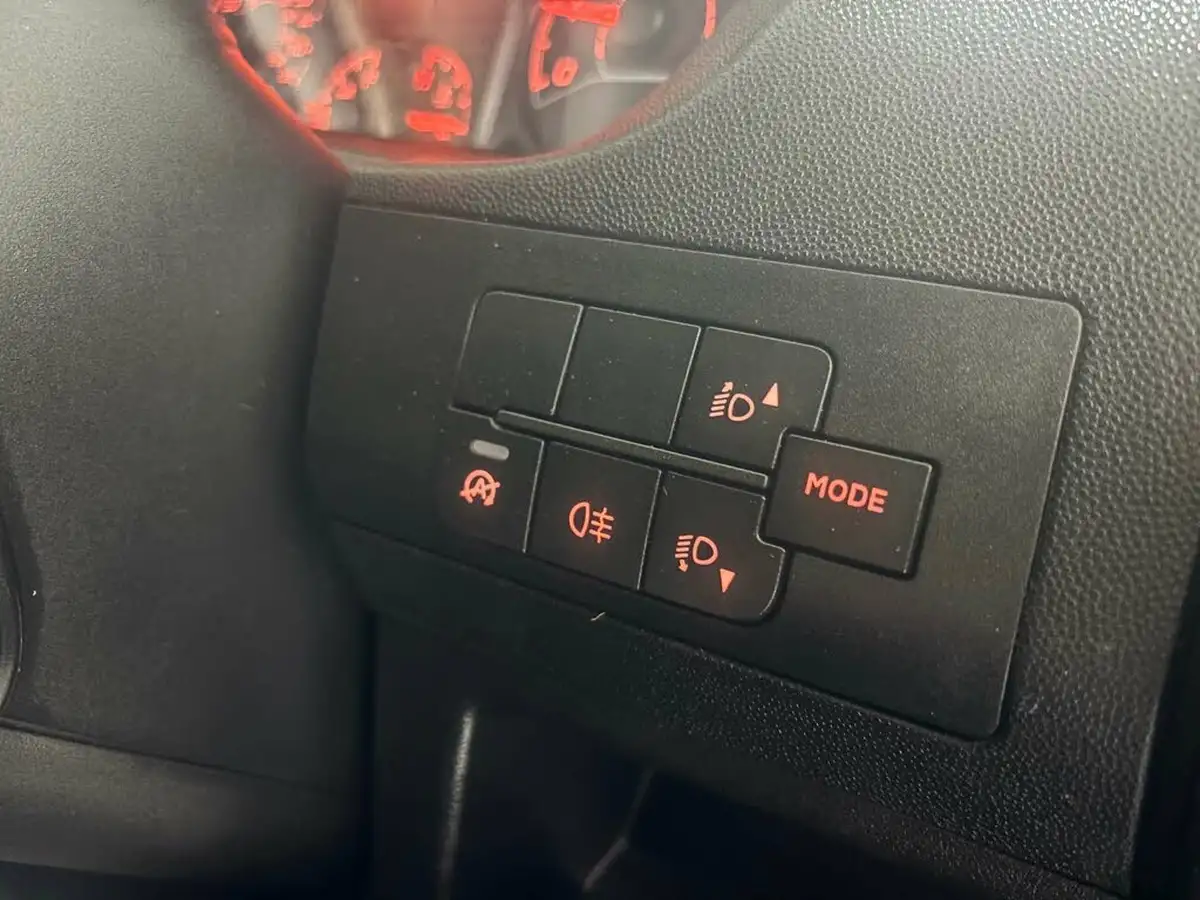 2022-peugeot-boxer-22-bluehdi-professional-335-l3-h2-panel-big-10