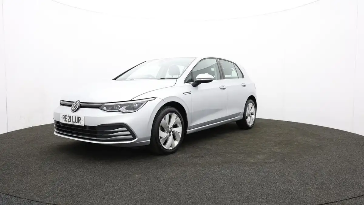 2021-volkswagen-golf-15-tsi-style-130ps-hatchback-big-61