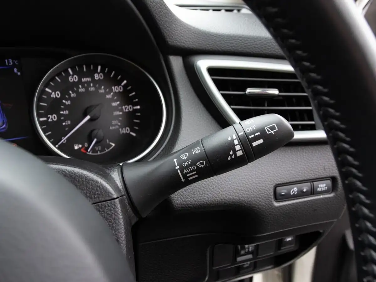 2020-nissan-qashqai-13-dig-t-n-connecta-140ps-big-17