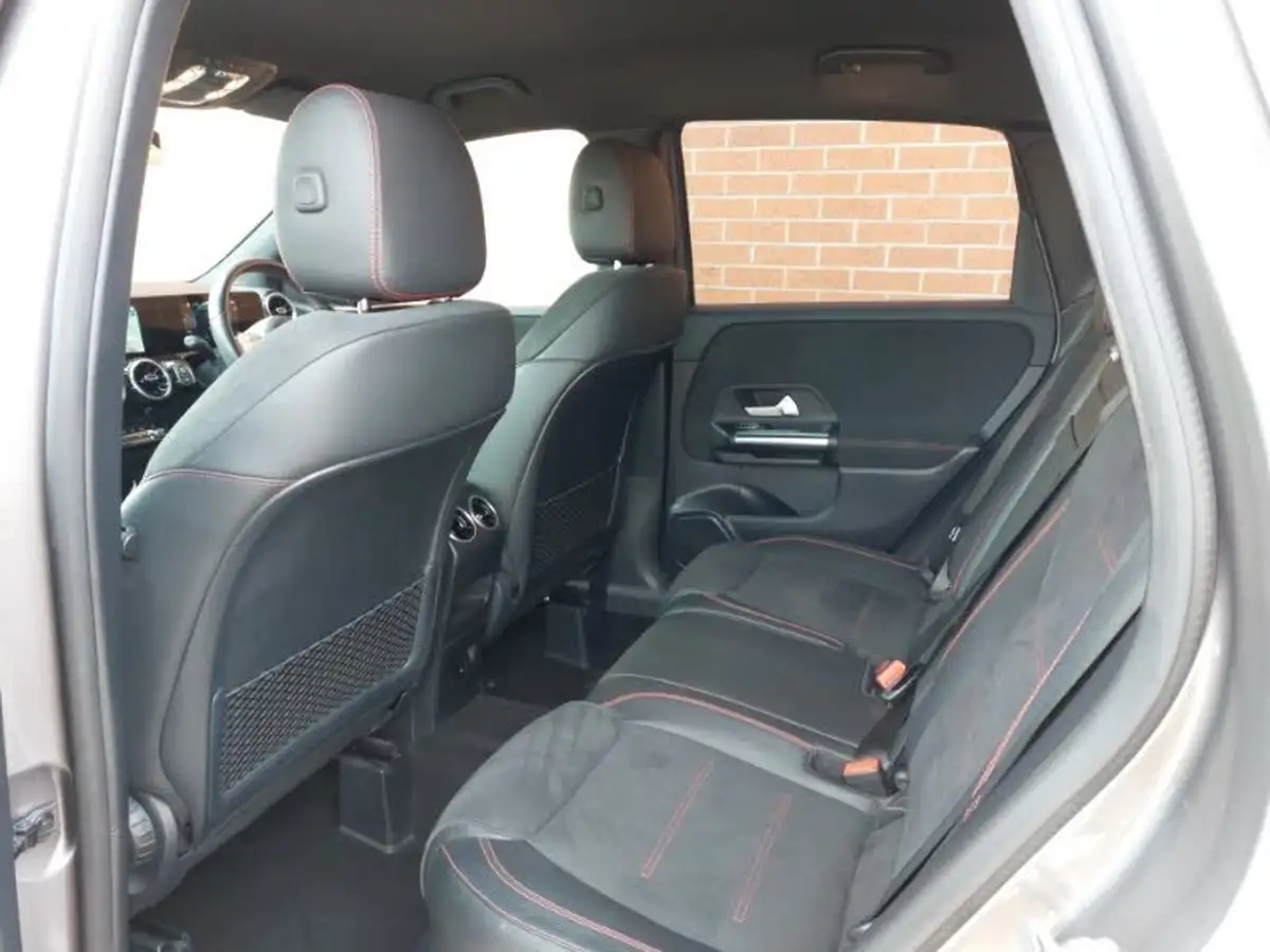 2021-mercedes-benz-b-class-13-b200-amg-line-executive-big-5