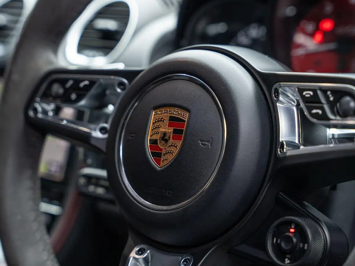 2019-porsche-cayman-718-25-cayman-gts-pdk-big-29