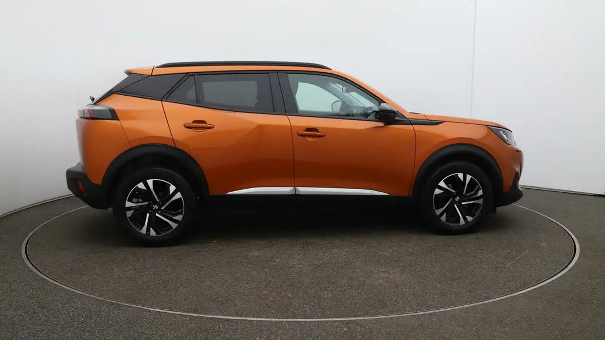 2022-peugeot-2008-suv-12-puretech-allure-premium-100bhp-big-50