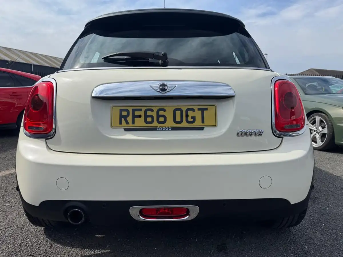 2017-mini-cooper-15-cooper-ss-hatchback-3d-big-4