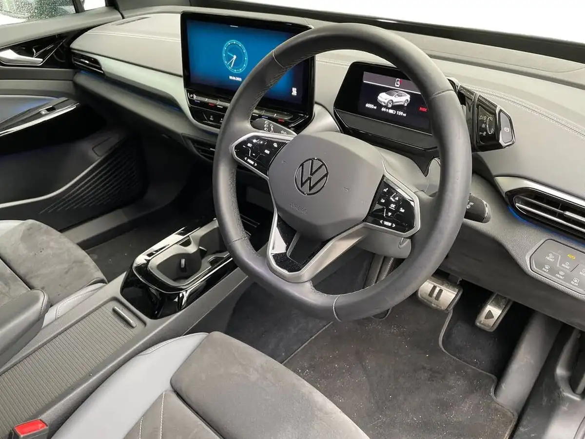 2023-volkswagen-id5-e-tech-204ps-performance-big-14