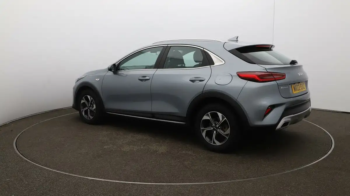 2022-kia-xceed-10-t-gdi-2-big-35