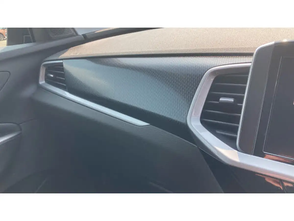 2022-vauxhall-grandland-12-ultimate-auto-big-35