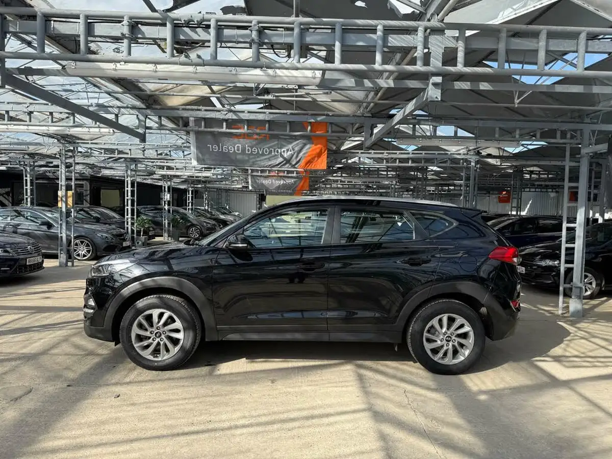 2018-hyundai-tucson-16-gdi-blue-drive-se-nav-big-12
