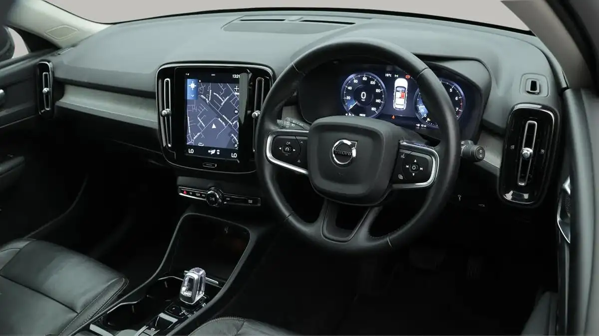 2020-volvo-xc40-15-t3-inscription-geartronic-big-9