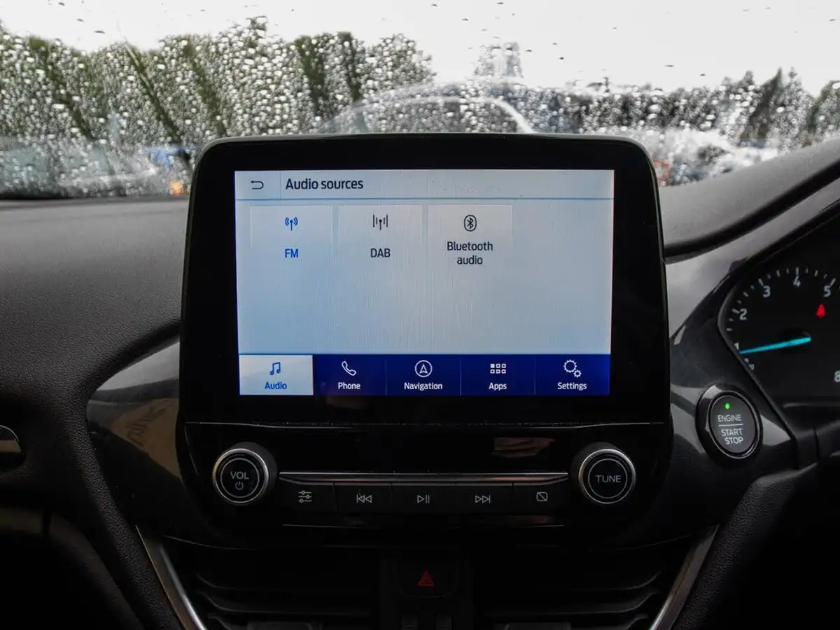 2022-ford-fiesta-10t-st-line-155ps-hybrid-mhev-5d-big-23