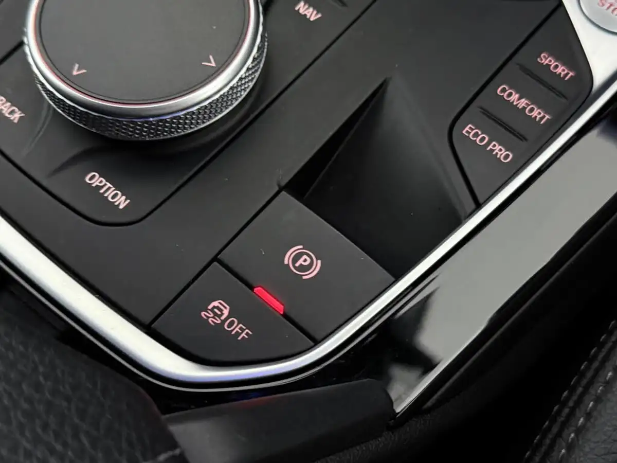 2021-bmw-1-series-15td-116d-m-sport-lcp-big-40